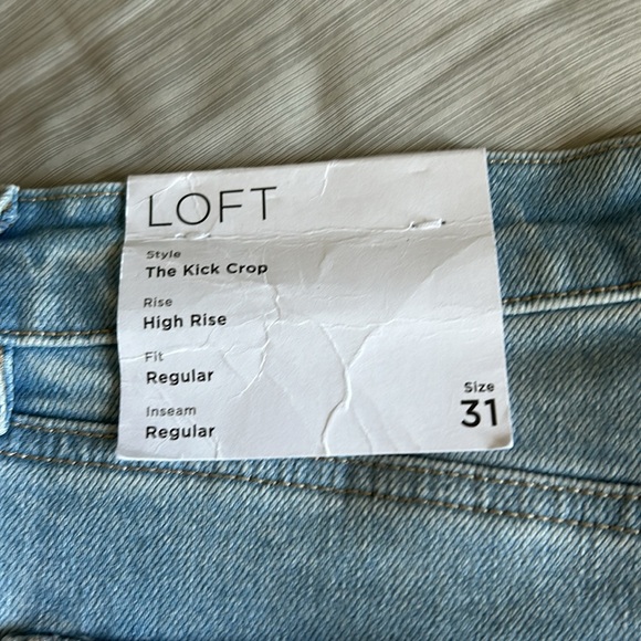 Loft Let Down Hem High Rise Kick Crop Jeans in Vivid Light Indigo Wash Size 31 - Picture 6 of 10